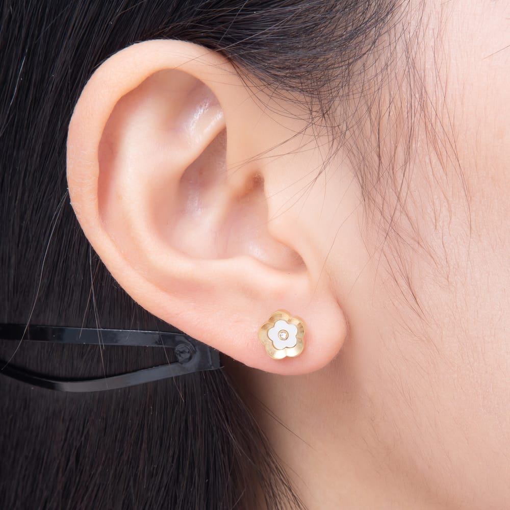 Stainless Steel PVD 8mm Clear CZ Shell Pearl Flower Outline Bezel Stud Earrings in Gold & Silver | Earrings-01157 Earrings-01158