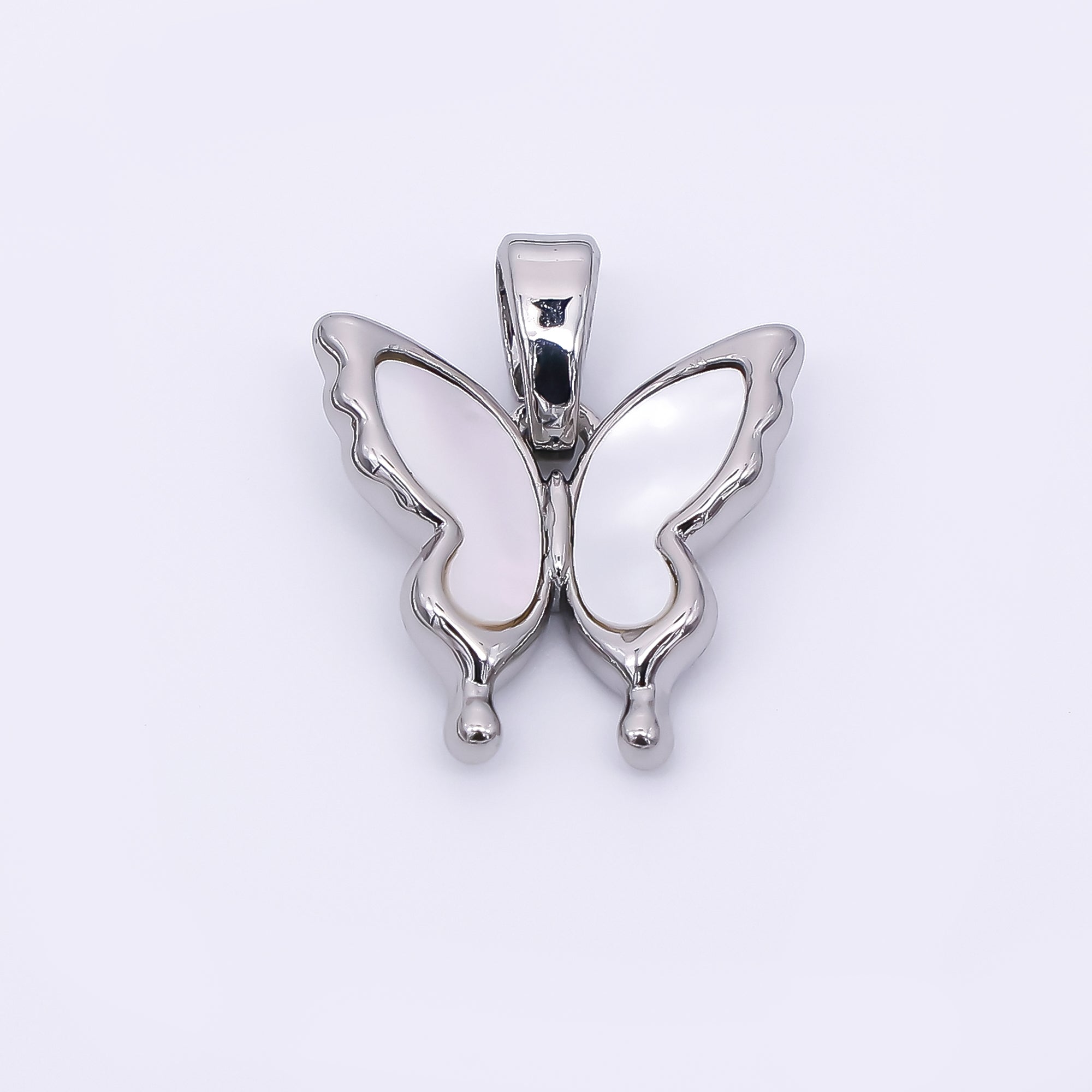 24K Gold Filled 20mm Mother of Pearl Delicate Butterfly Animal Pendant in Gold & Silver | AA-1570
