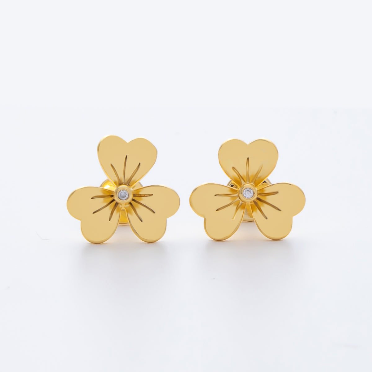 18K Gold Filled 13mm 3-Leaf Lucky Clover Floral Stud Earrings | AD1596