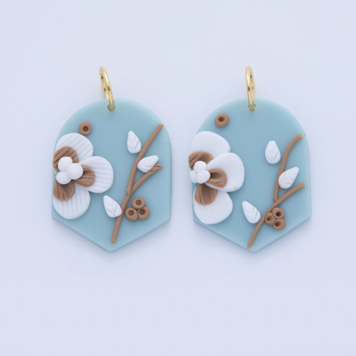 18K Gold Filled White Flower Plant Blue Polymer Clay Charm | AF364