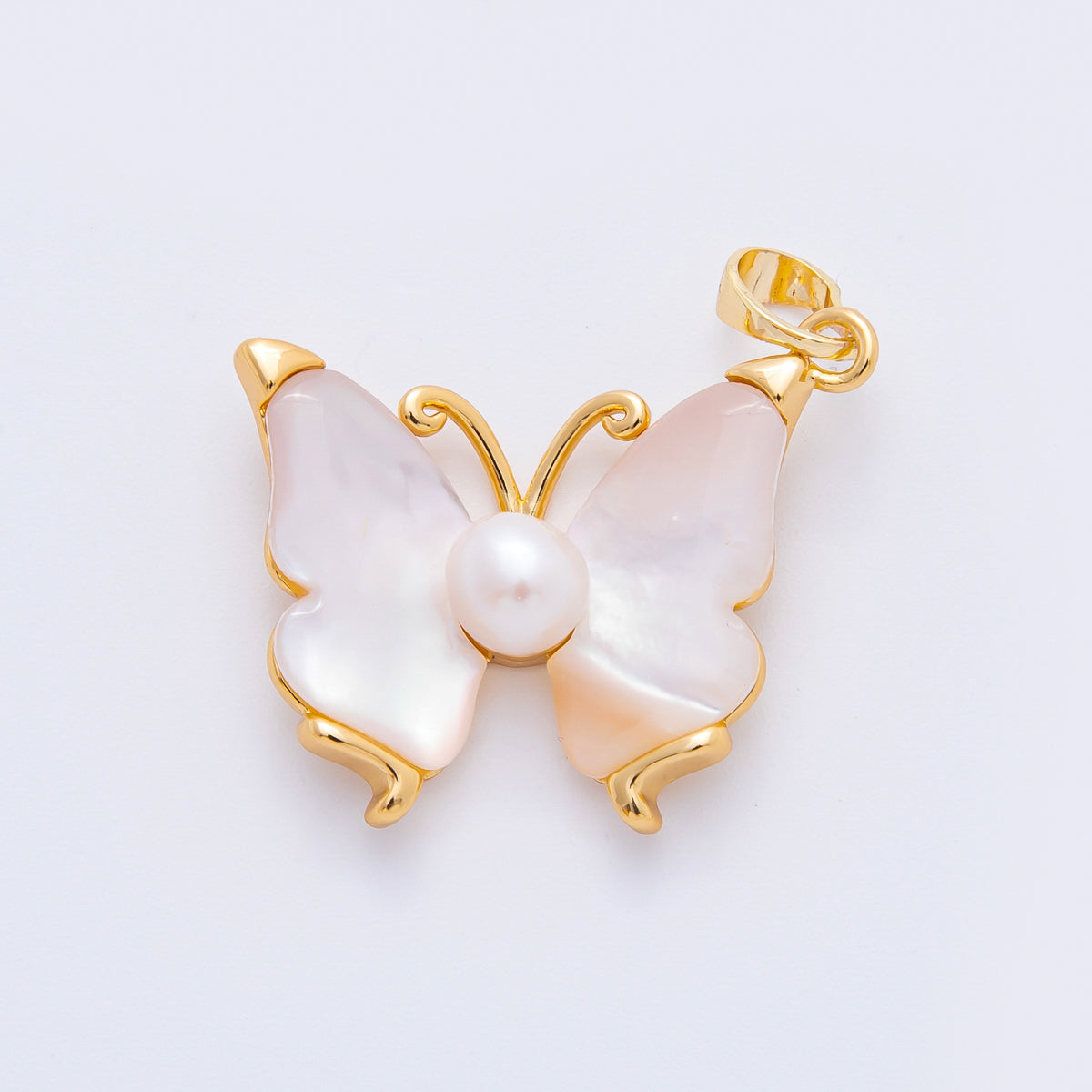 18K Gold Filled 32mm Mother of Pearl Dreamy Butterfly Animals Pendant | AF-A1127