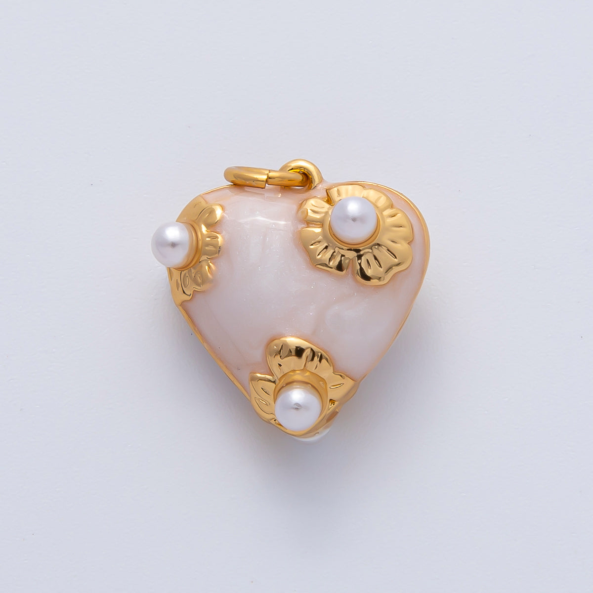 18K Gold Filled 15mm White, Red Shell Pearl Flower Chubby Heart Multidimensional 3D Charm | AF1429