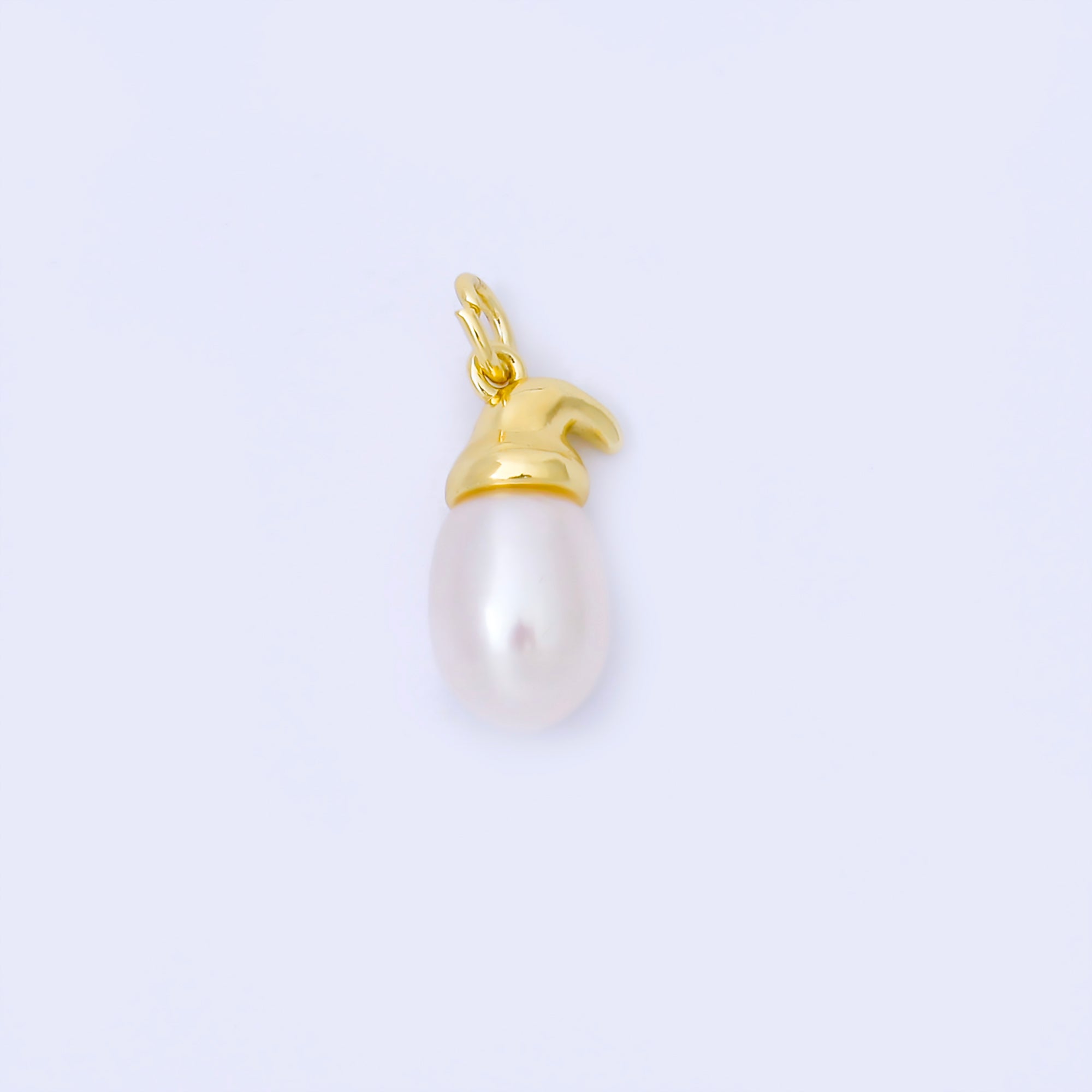 24K Gold Filled 17.5mm White Shell Pearl Oval Bezel Charm in Gold & Silver | AF590