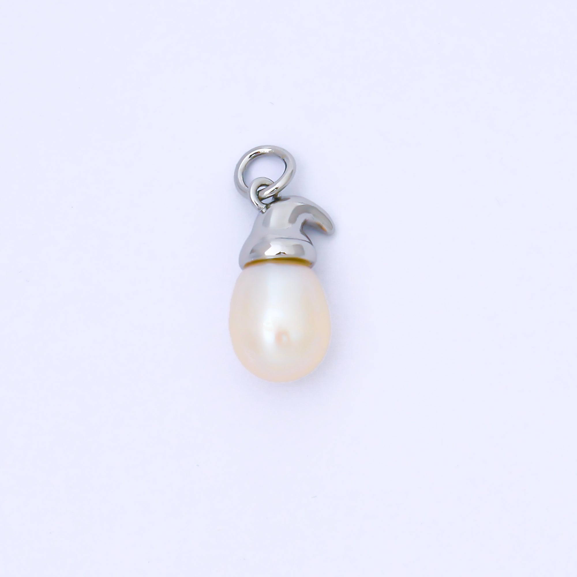24K Gold Filled 17.5mm White Shell Pearl Oval Bezel Charm in Gold & Silver | AF590