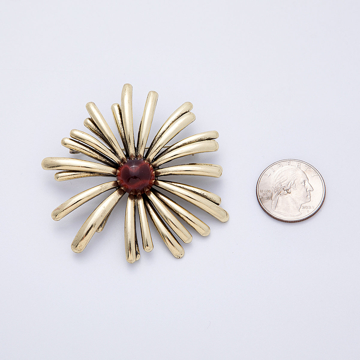 Vintage Gold 68.5mm x 63.7mm Red Acrylic Flower Pin Brooch | BH-095