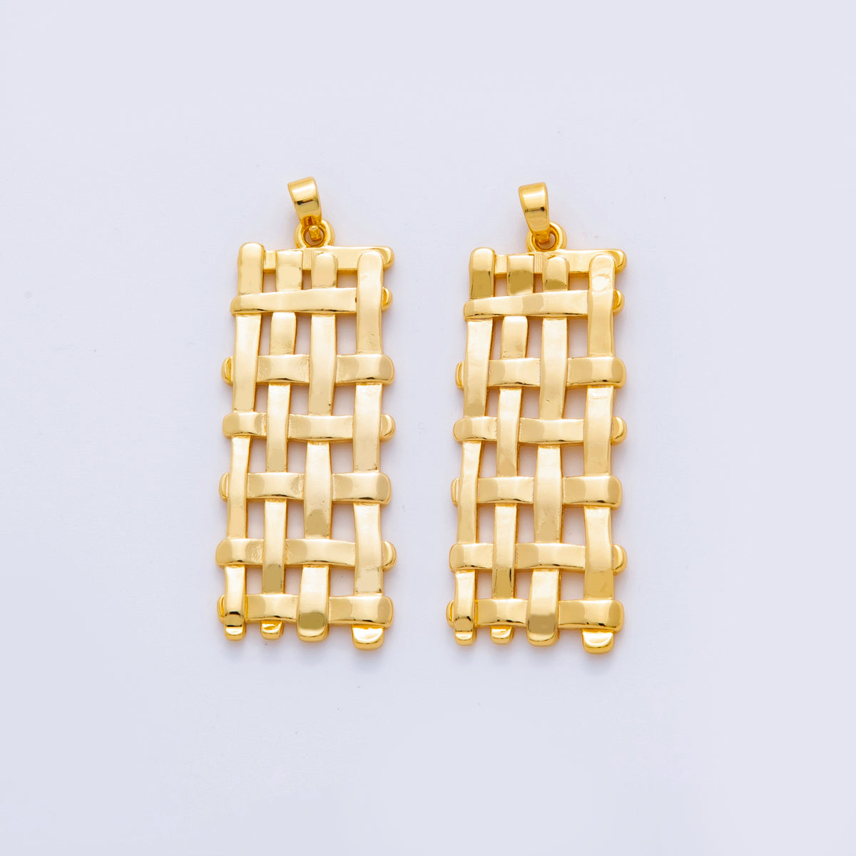 18K Gold Filled Quilted Woven Rectangular Pendant | AH701