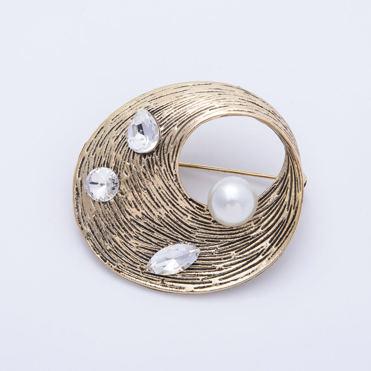 Vintage Antique Gold 41mm Mix Cut CZ Single Shell Pearl in Twist Band Brooch Pin | BH-027