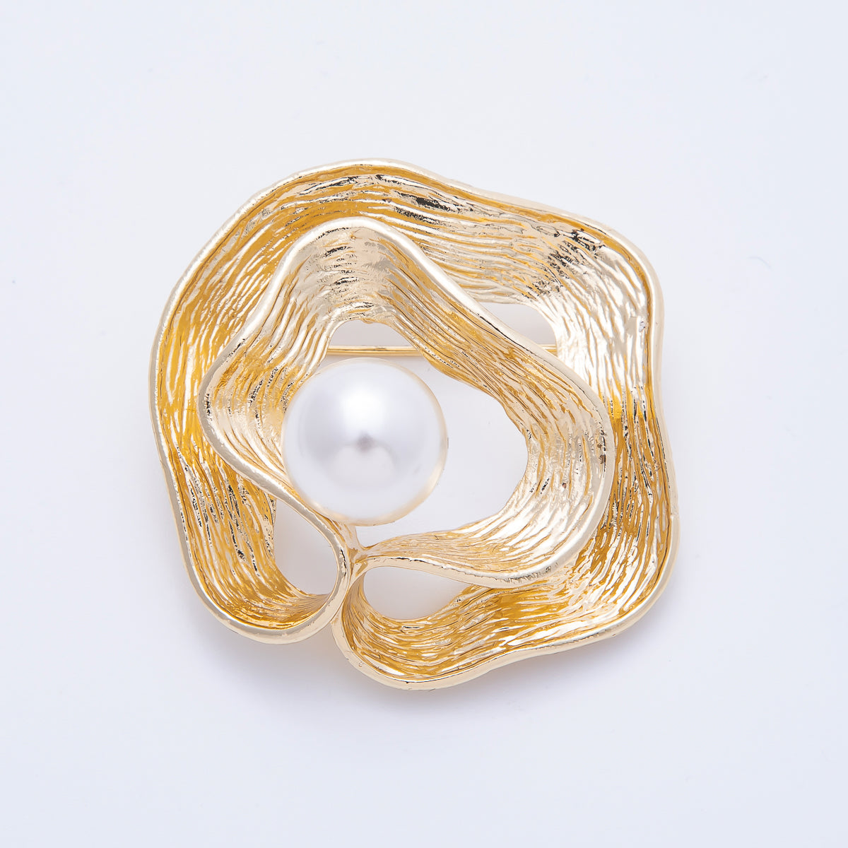 Gold 47mm x 43mm White Pearl Geometric Foil Pin Brooch | BH-074