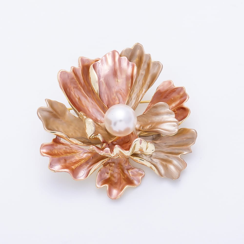 Vintage Gold Shell Pearl Round Layered Peony Flower Pin Brooch | BH-00273