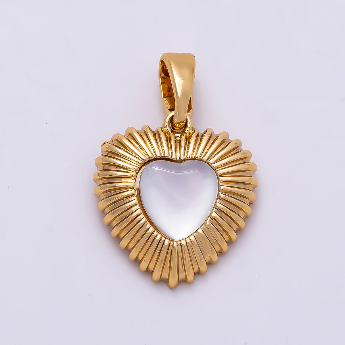 16K Gold Filled 13mm Shell Pearl Ribbed Textured Heart Pendant | Charms-01364