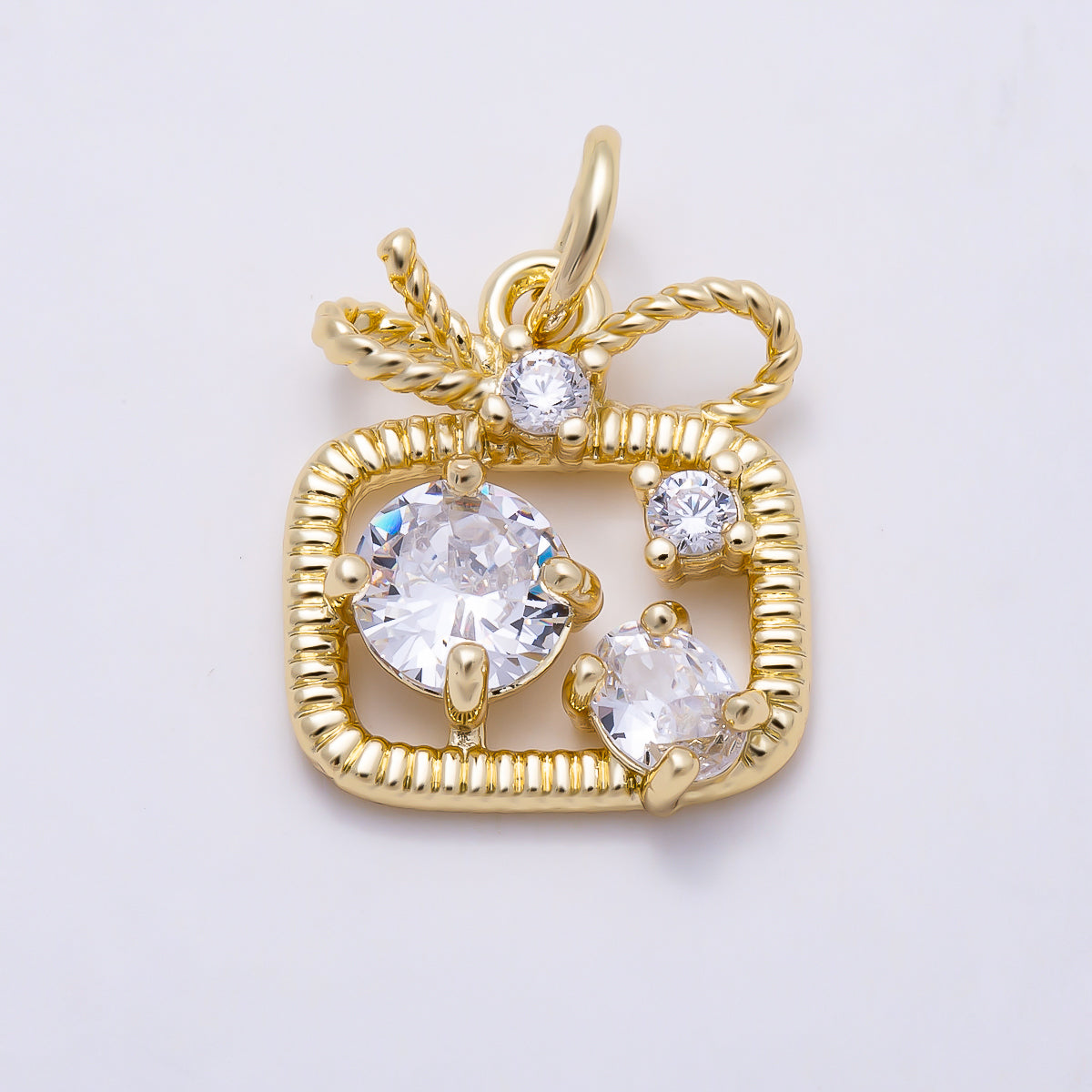 WINTER CHRISTMAS 16K Gold Filled 13mm Clear CZ Cluster Gift Box Ribbon Open Ribbed Charm | Charms-01602