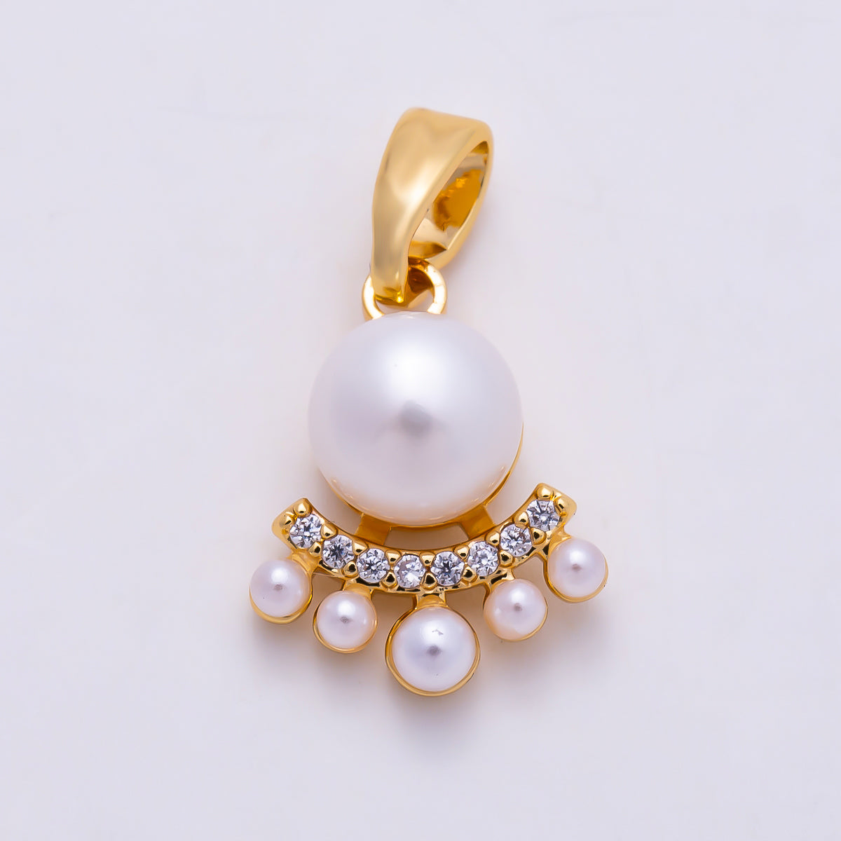 16K Gold Filled 13mm Shell Pearl Crown Micro Paved CZ Pendant | Charms-01677