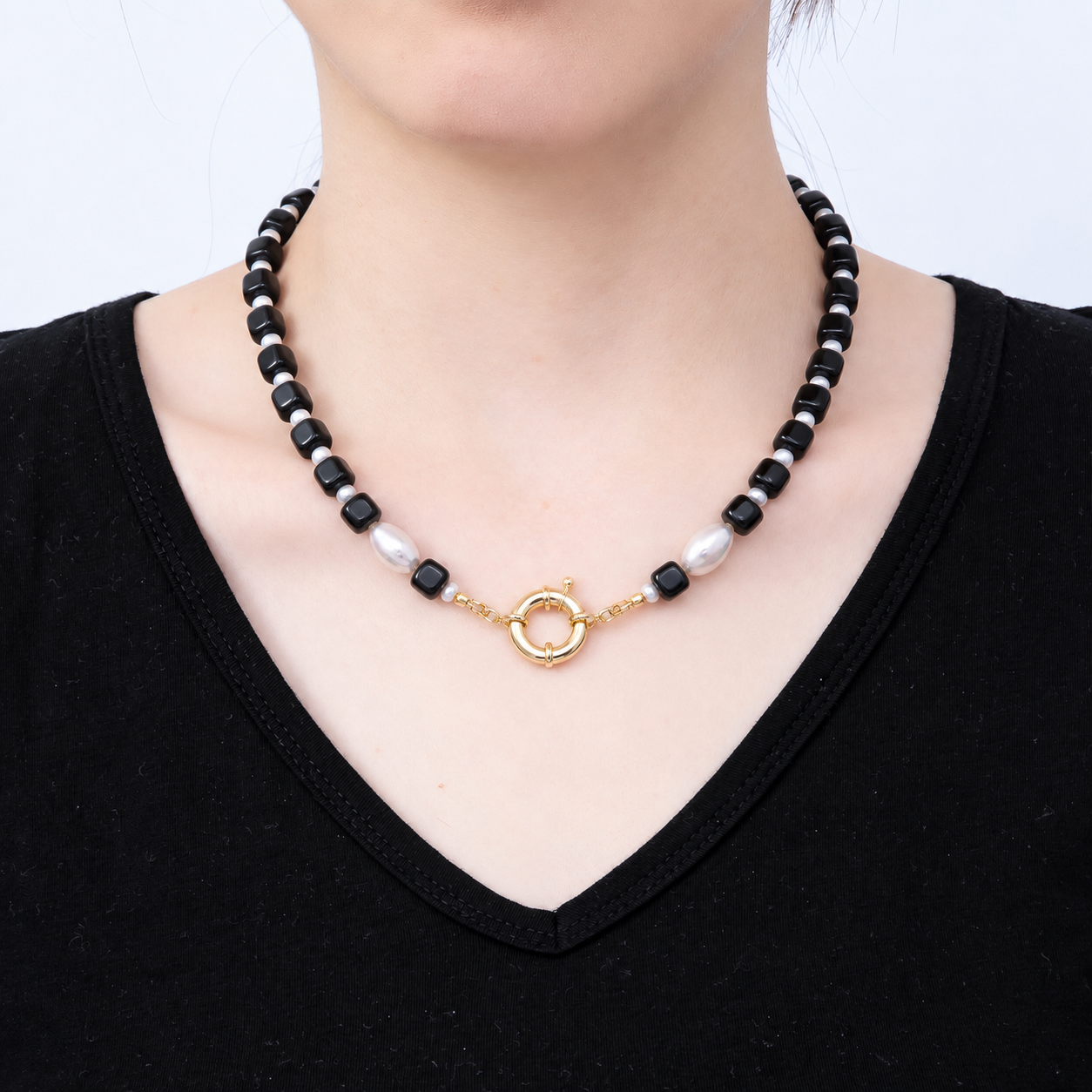 16K Gold Filled Shell Pearl Black Onyx Tube Square Gemstone Chain 19.5 Inch Necklace w. Sailor Clasps | WA-00194