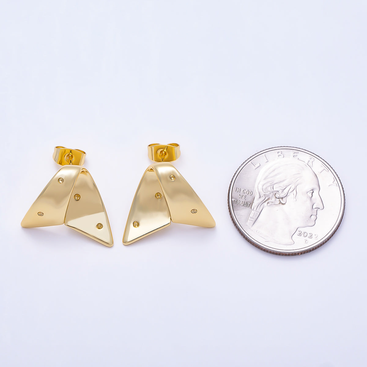 16K Gold Filled 19mm Modern Curved Geometric Folded Ribbon Stud Earrings | Earrings-00819