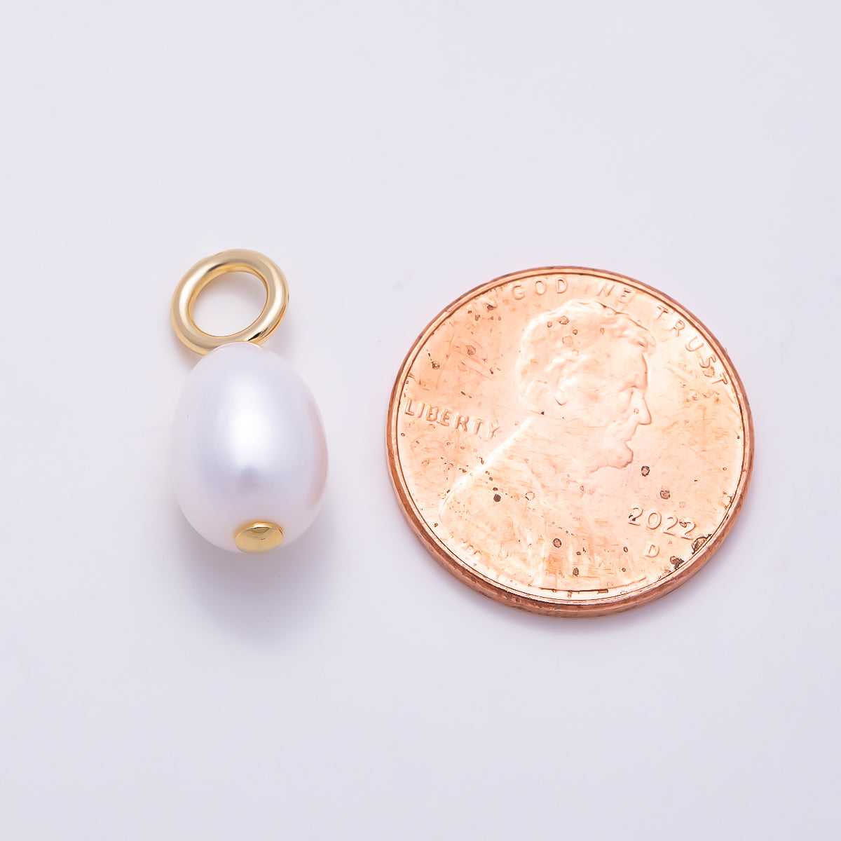 16K Gold Filled 18mm White Shell Pearl Oval Drop Pendant | Charms-01396