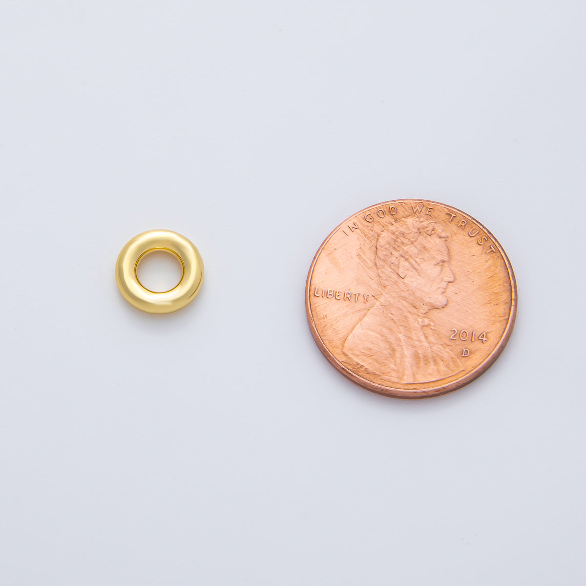 18K Gold Filled Alloy 8mm Open Puffy Circle Spacer Bead in Gold & Silver | B202