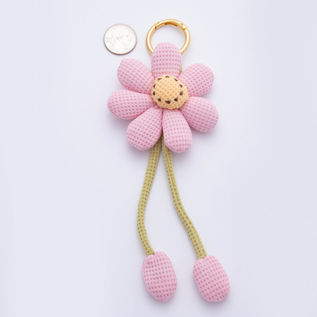 Daisy Bag Charm Keychain Purse Accessory Flower Ornament WB-00082