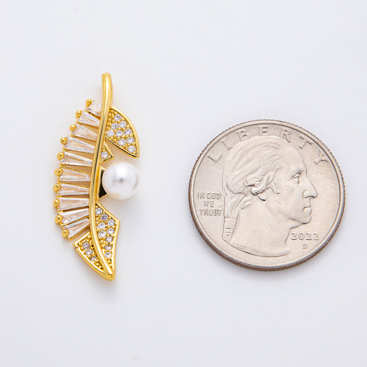 18K Gold Filled 33mm Baguette & Micro Paved CZ Shell Pearl Leaf Pendant | AF-A1133