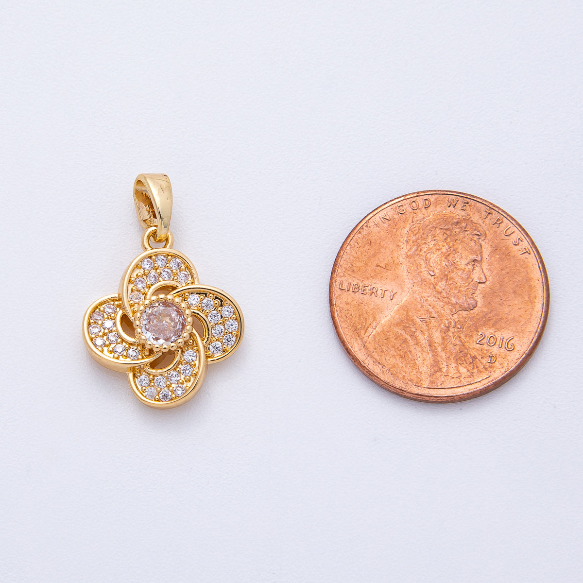 18K Gold Filled 16mm Micro Paved CZ Clover Geometric Pendant | AF1209