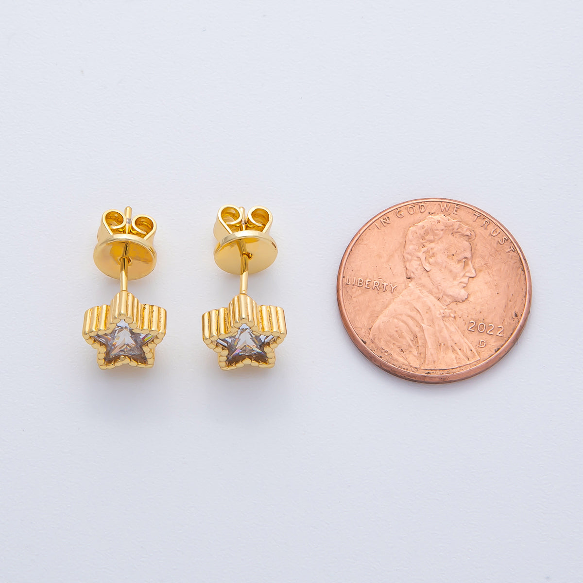 18K Gold Filled 7.5mm Clear CZ Ribbed Celestial Star Stud Earrings | AD1630