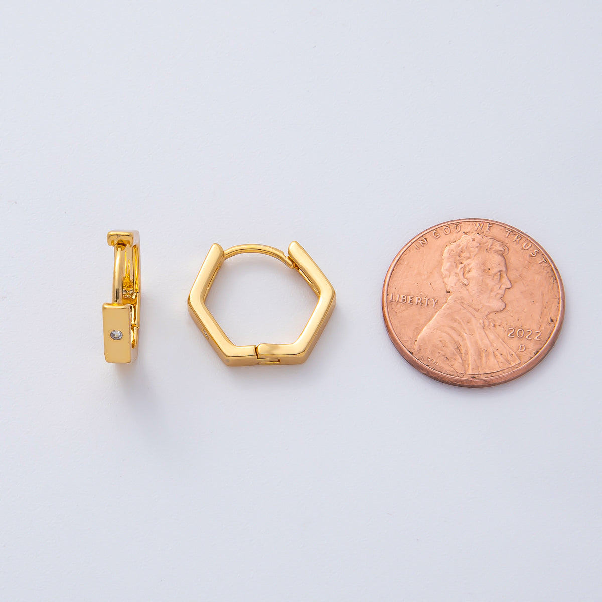 18K Gold Filled 15mm Simple Minimalist Dotted Hexagon Huggie Hoop Earrings | AD1611