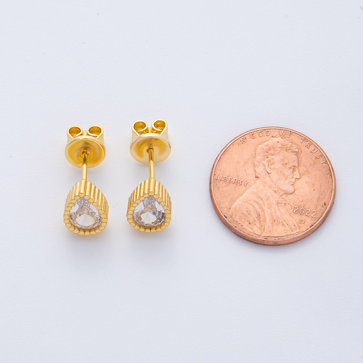 18K Gold Filled 8.7mm Clear CZ Ribbed Teardrop Stud Earrings | AD1628