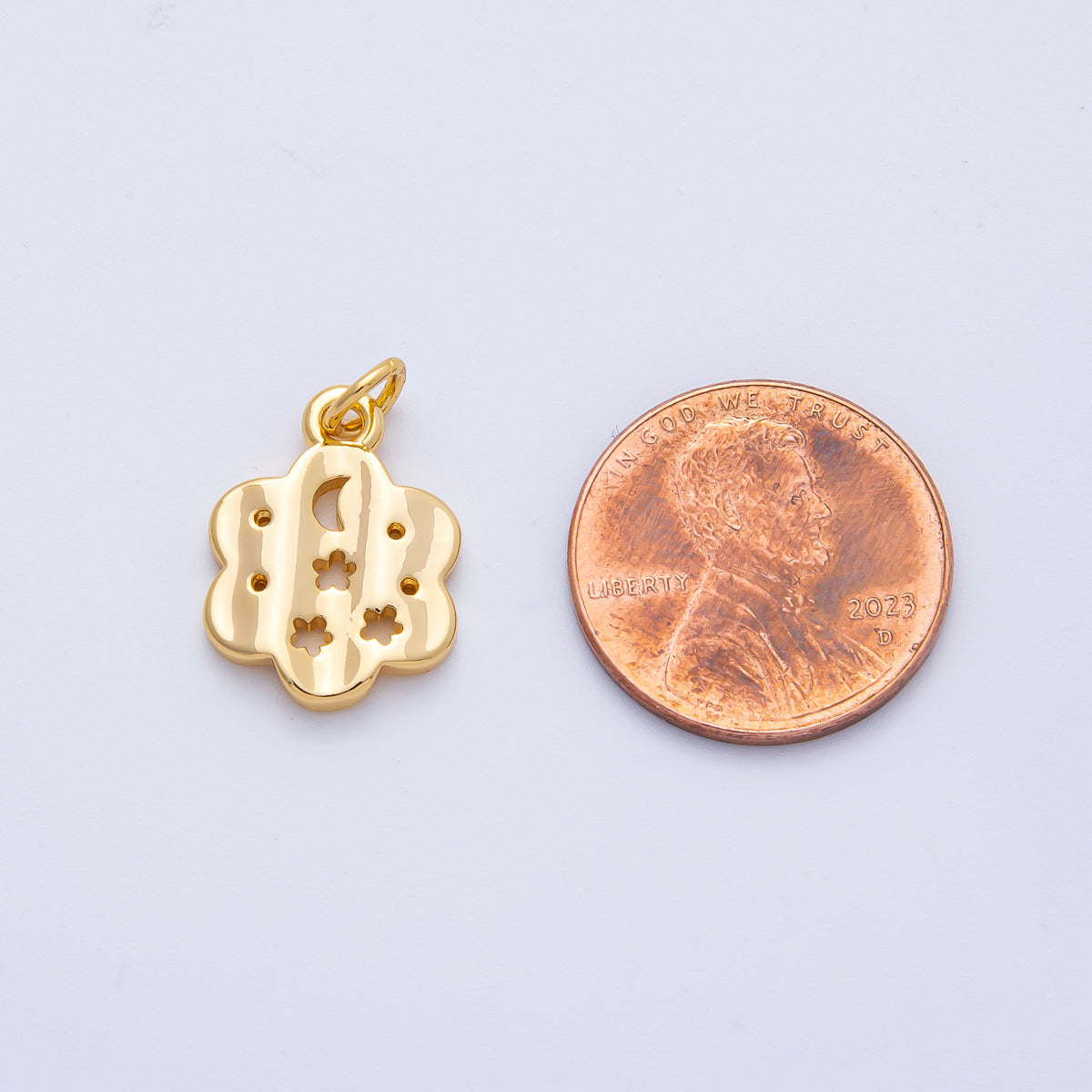 18K Gold Filled 16.5mm Celestial Sun Moon Hammered Flower Charm | AK011