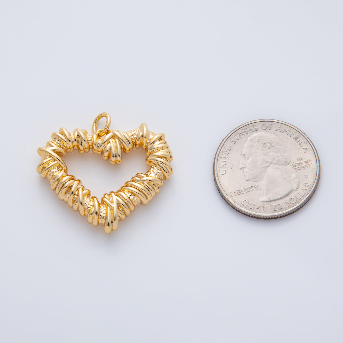 18K Gold Filled 25mm Hammered Knot Open Heart Charm | AF1411
