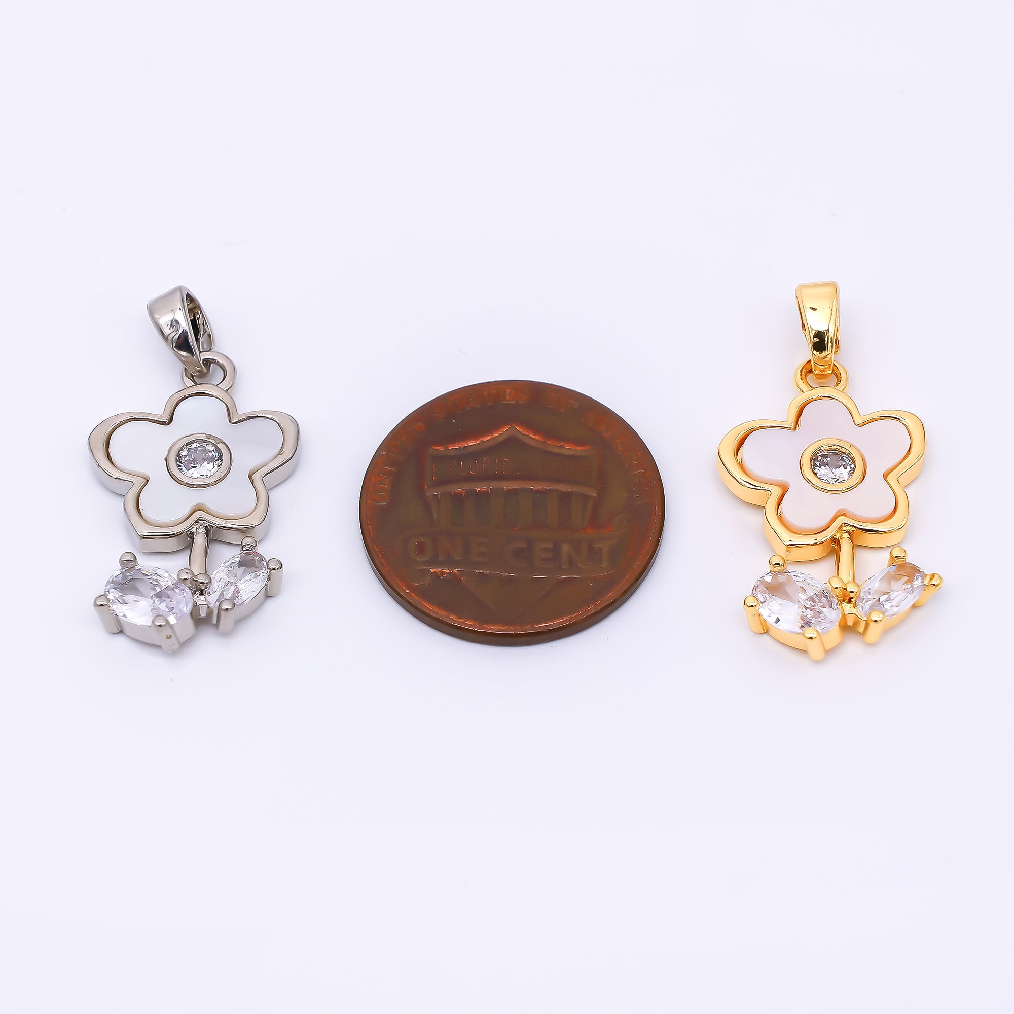 24K Gold Filled 21.5mm Oval Clear CZ Mother of Pearl Timeless Beauty Flower Pendant in Gold & Silver | AA-1571
