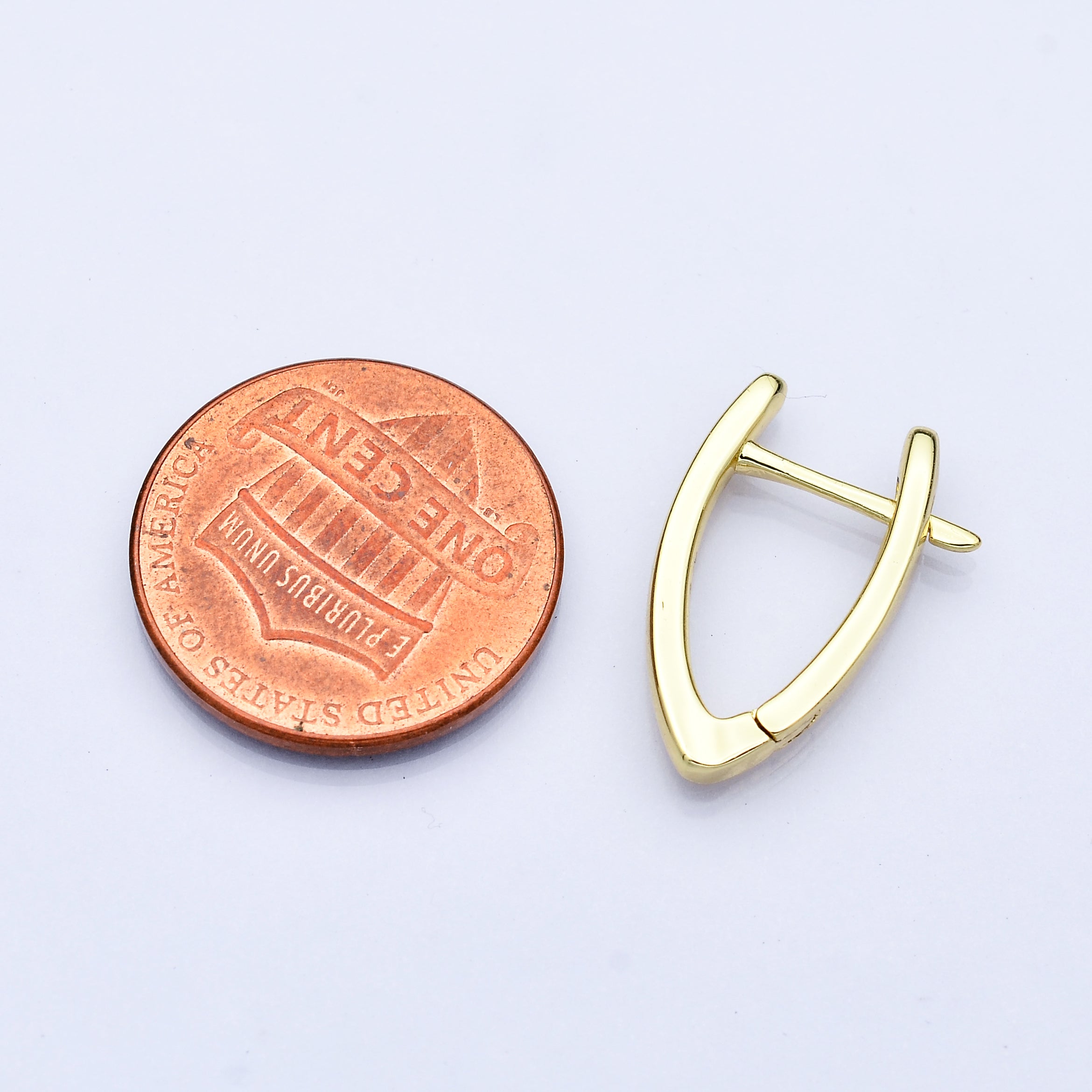 24K Gold Filled 20mm Triangle Minimalist English Hoop Earrings | AB1653