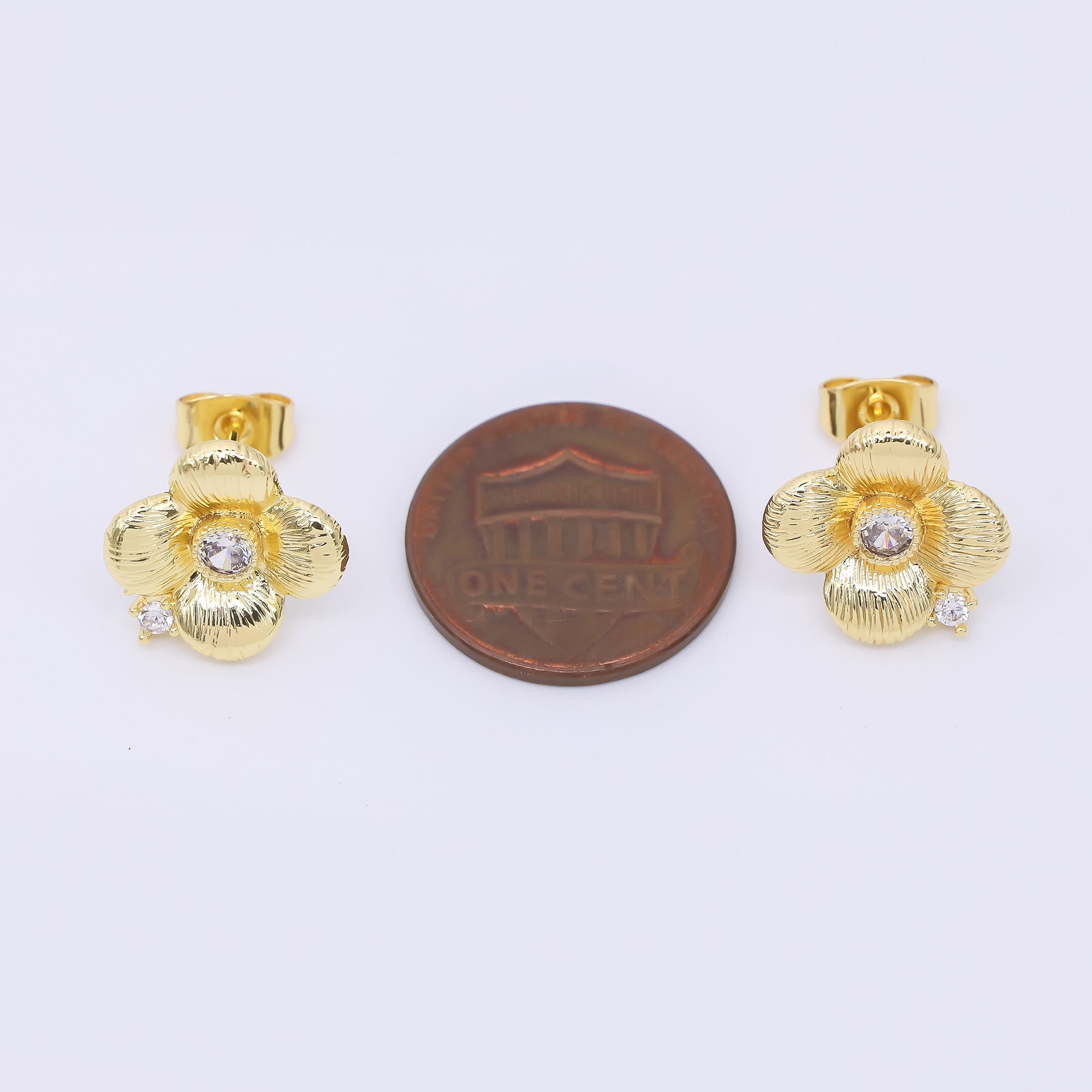 24K Gold Filled Clear CZ Line-Textured Flower Daisy Stud Earrings | AI483