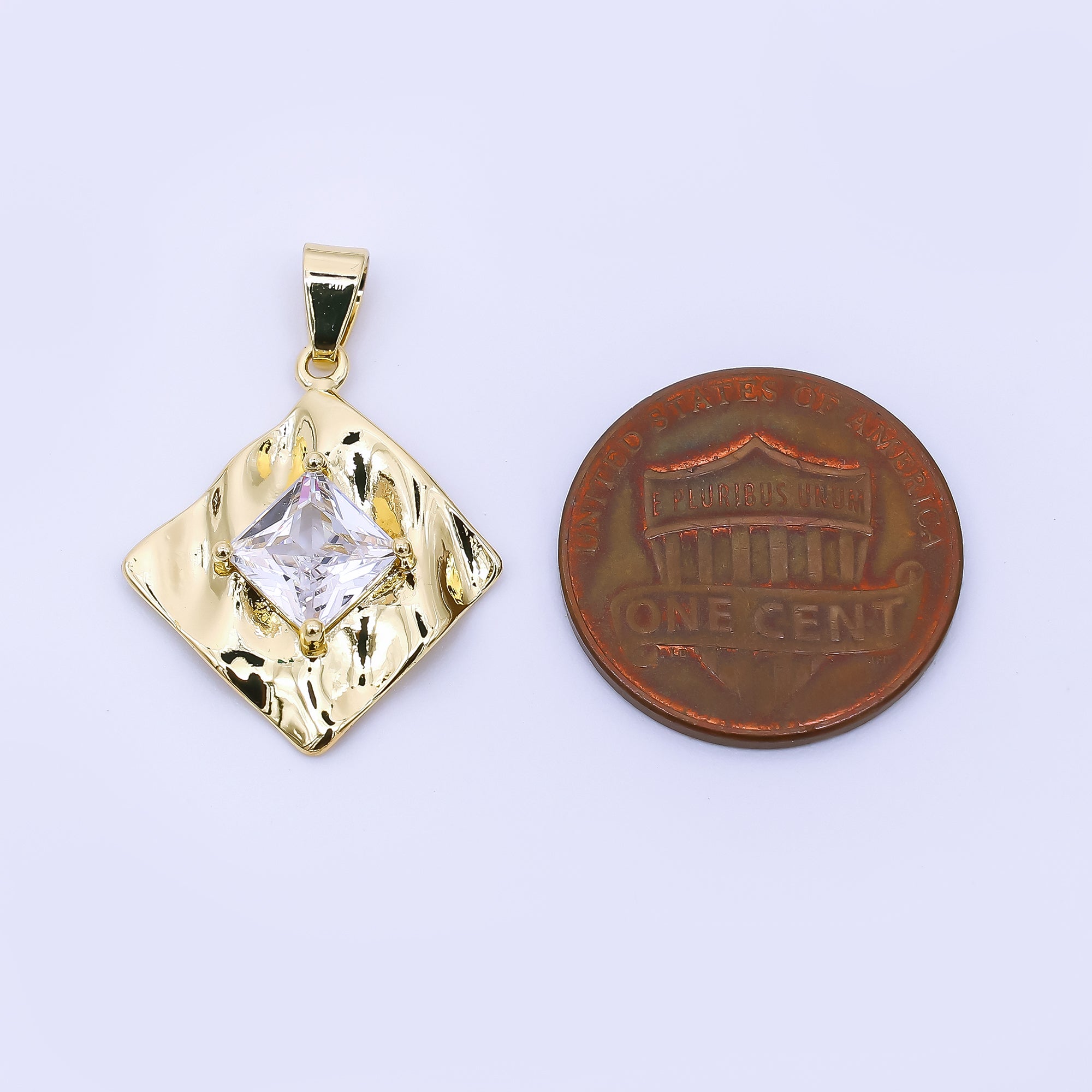24K Gold Filled 20.5mm Square CZ Hammered Square Pendant | AH-537