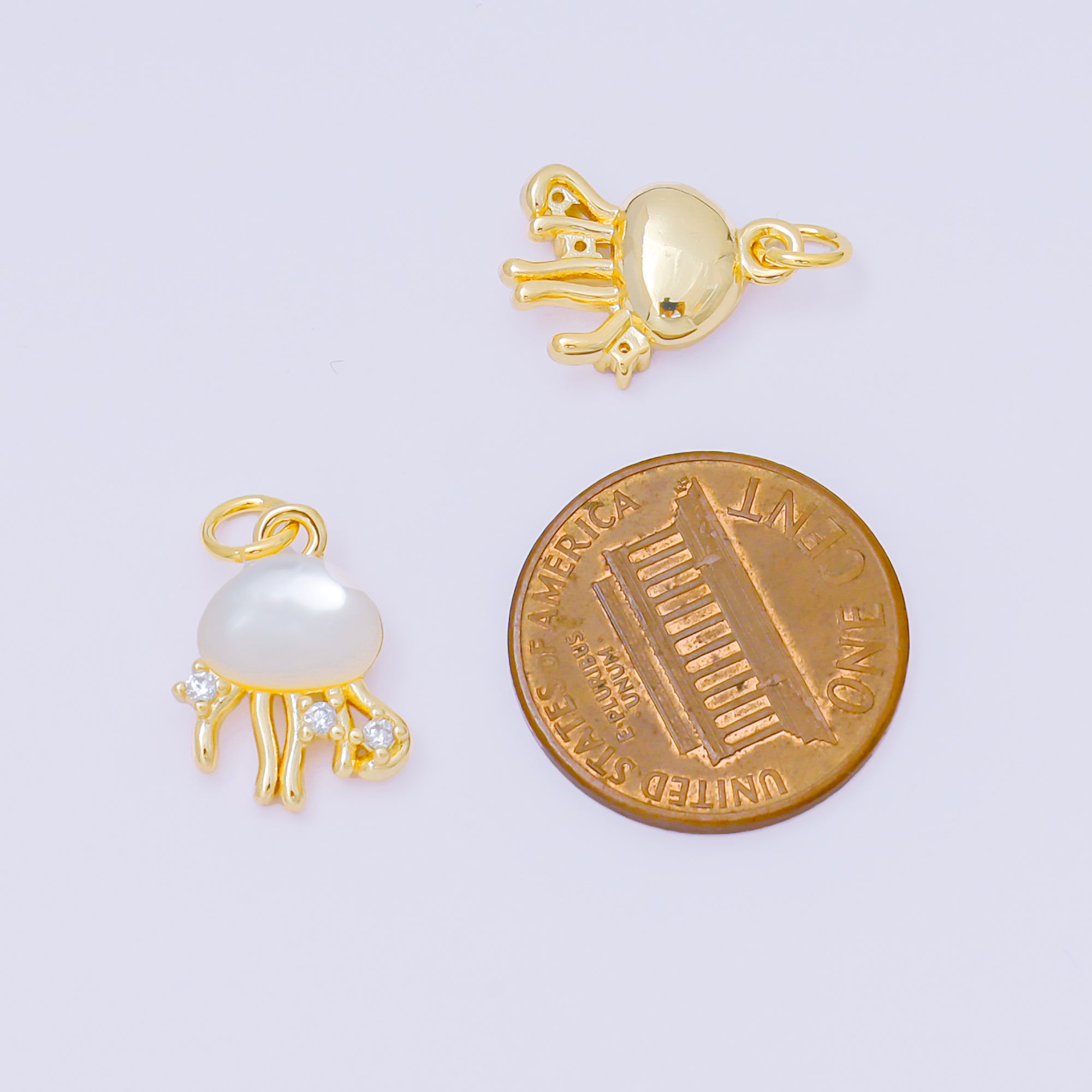 24K Gold Filled 15mm Round CZ Sea Creature Jellyfish Shell Pearl Charm | AC1590