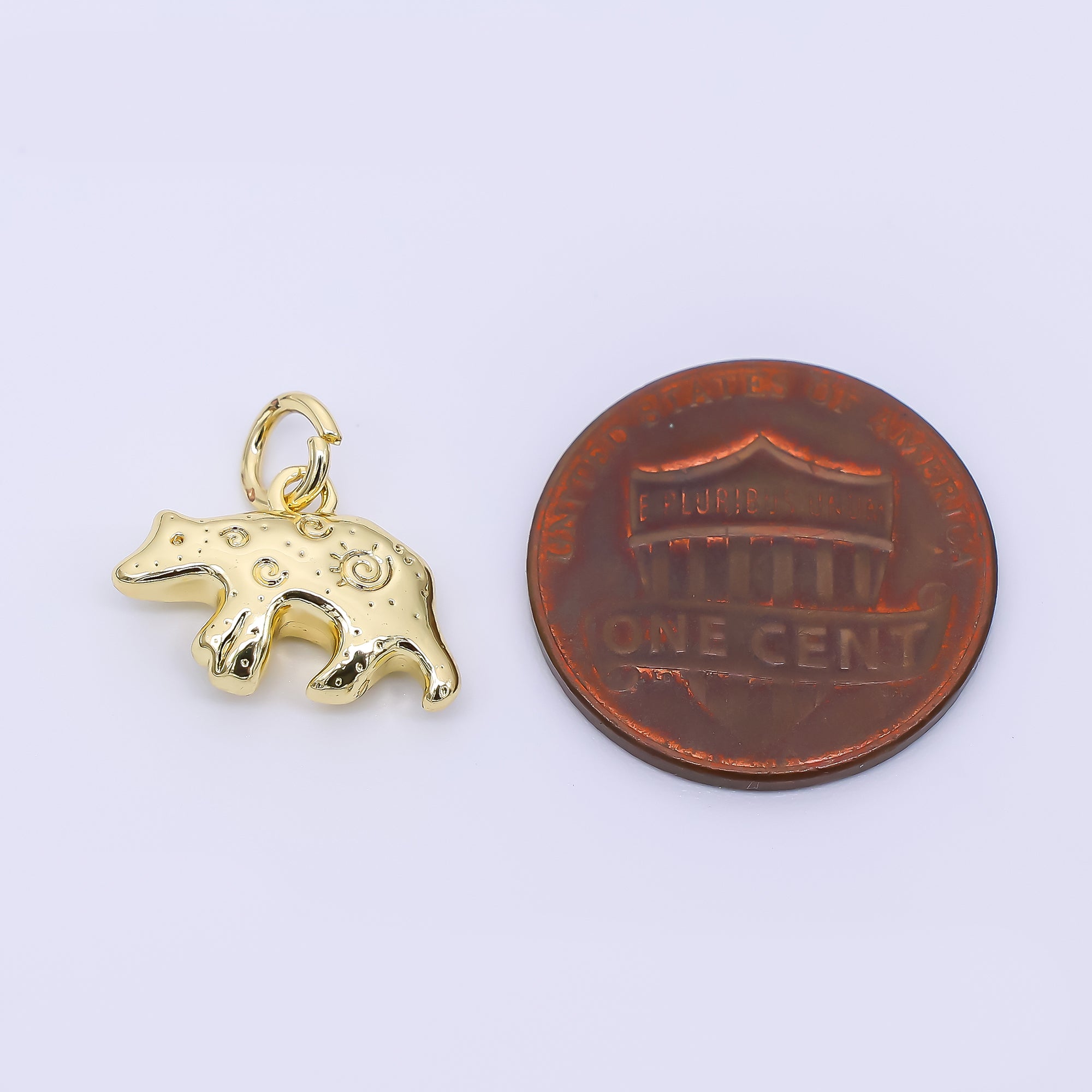24K Gold Filled 10mm Patterned Forest Bear Animal Charm | D-452