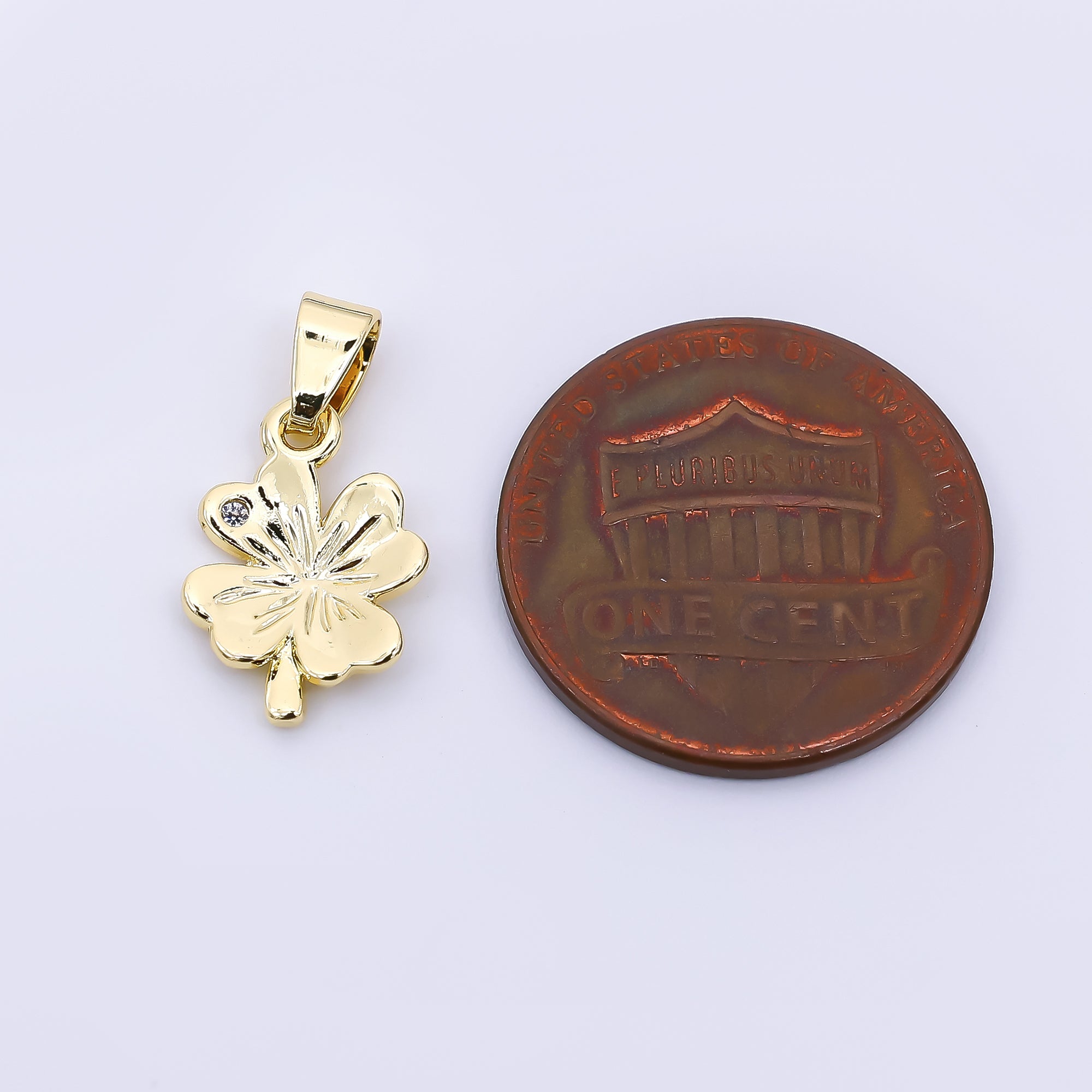 24K Gold Filled 13mm Round CZ Lucky Clover Leaves Pendant | AH-533