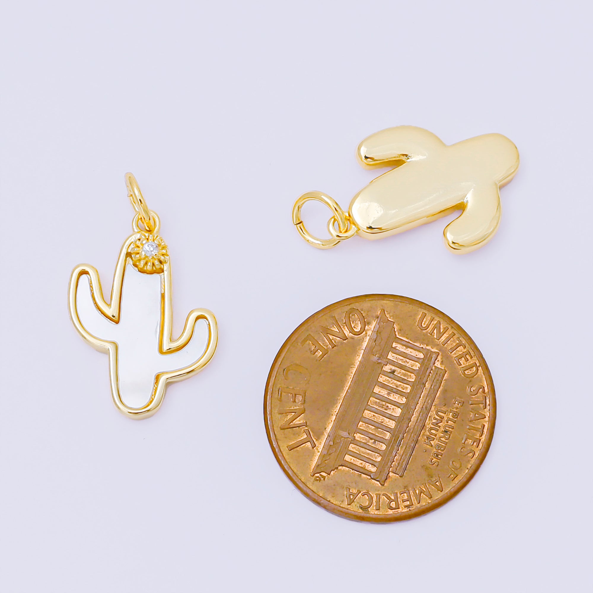 24K Gold Filled 18mm Round CZ Desert Cactus Plant Shell Pearl Charm | M908