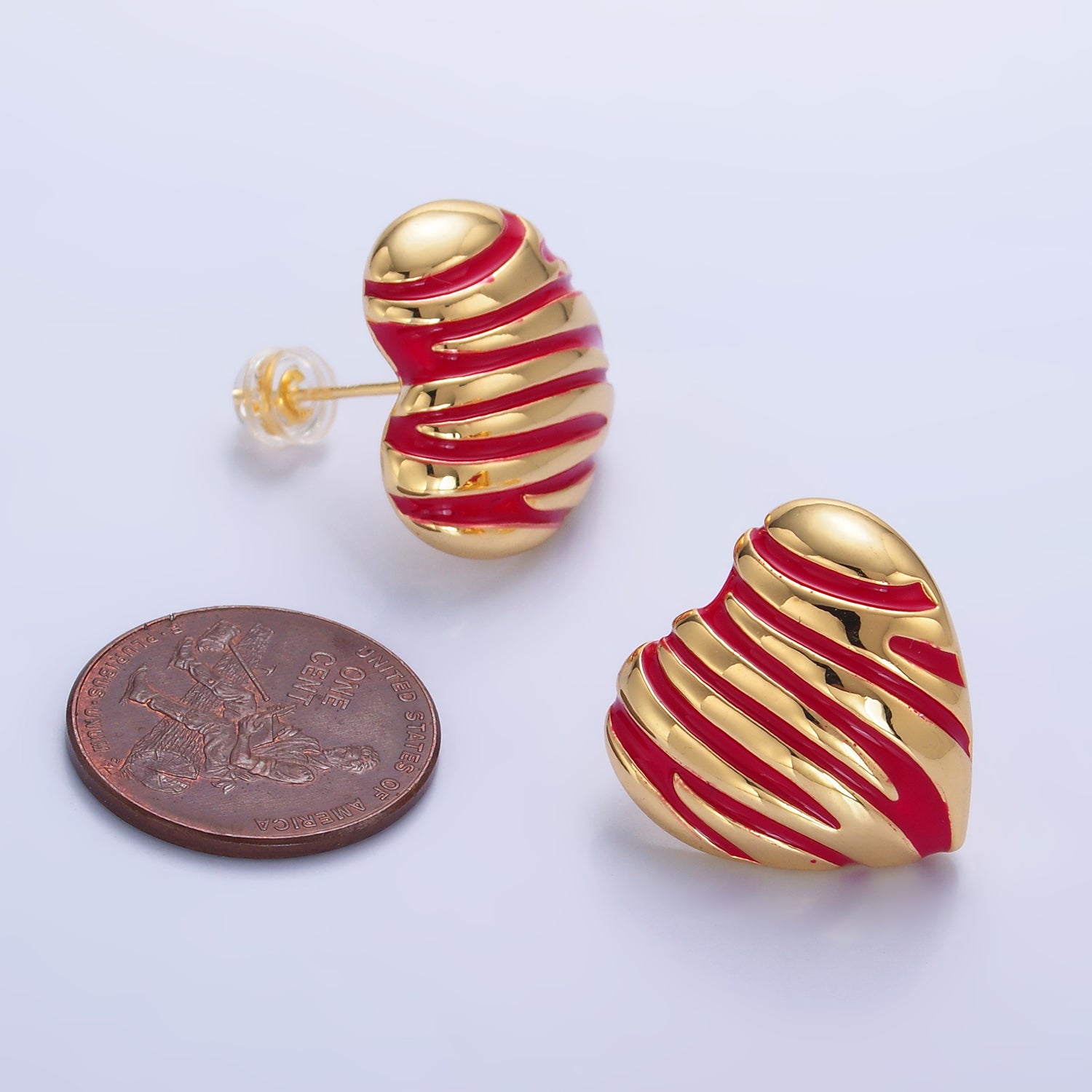 24K Gold Filled Red Enamel Lined Heart Stud Earrings | AB923