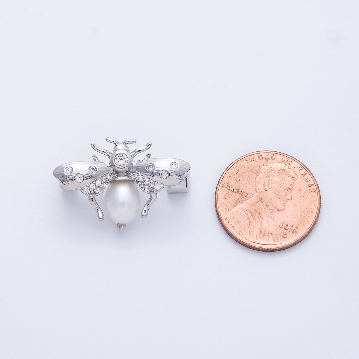 Silver 17mm x 24.5mm Clear CZ Shell Pearl Bumble Bee Insect Pin Brooch | BH-011