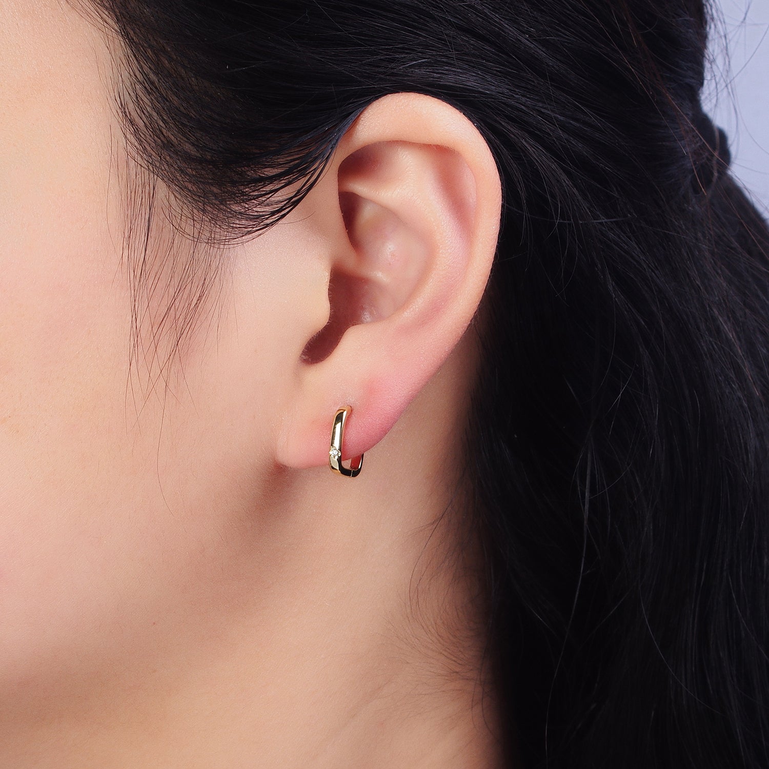 Pendientes de aro cuadrados con circonita transparente y relleno de oro de 14 quilates | AB241