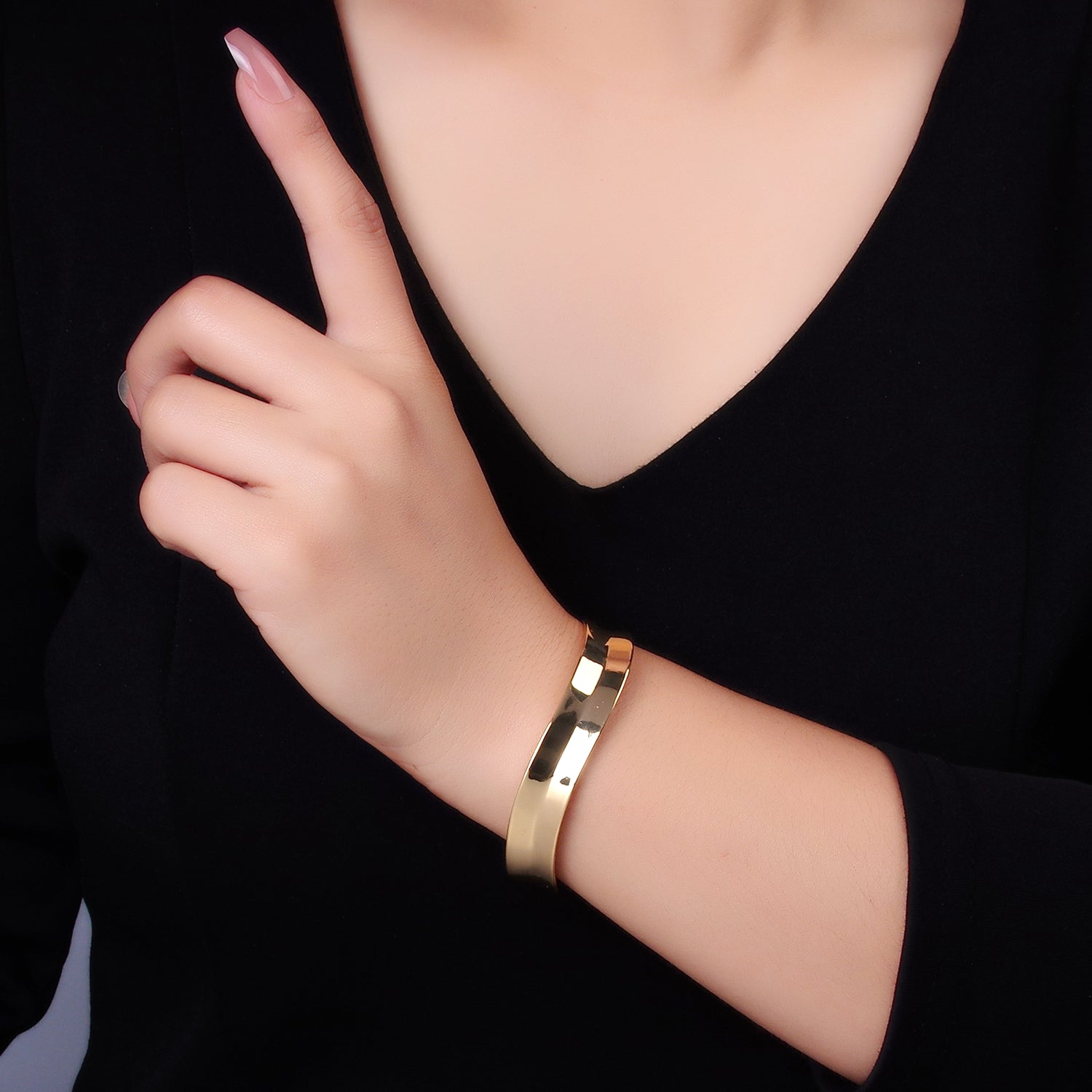 24K Gold Filled Hammered Geometric Cuff Bracelet | WA-2726