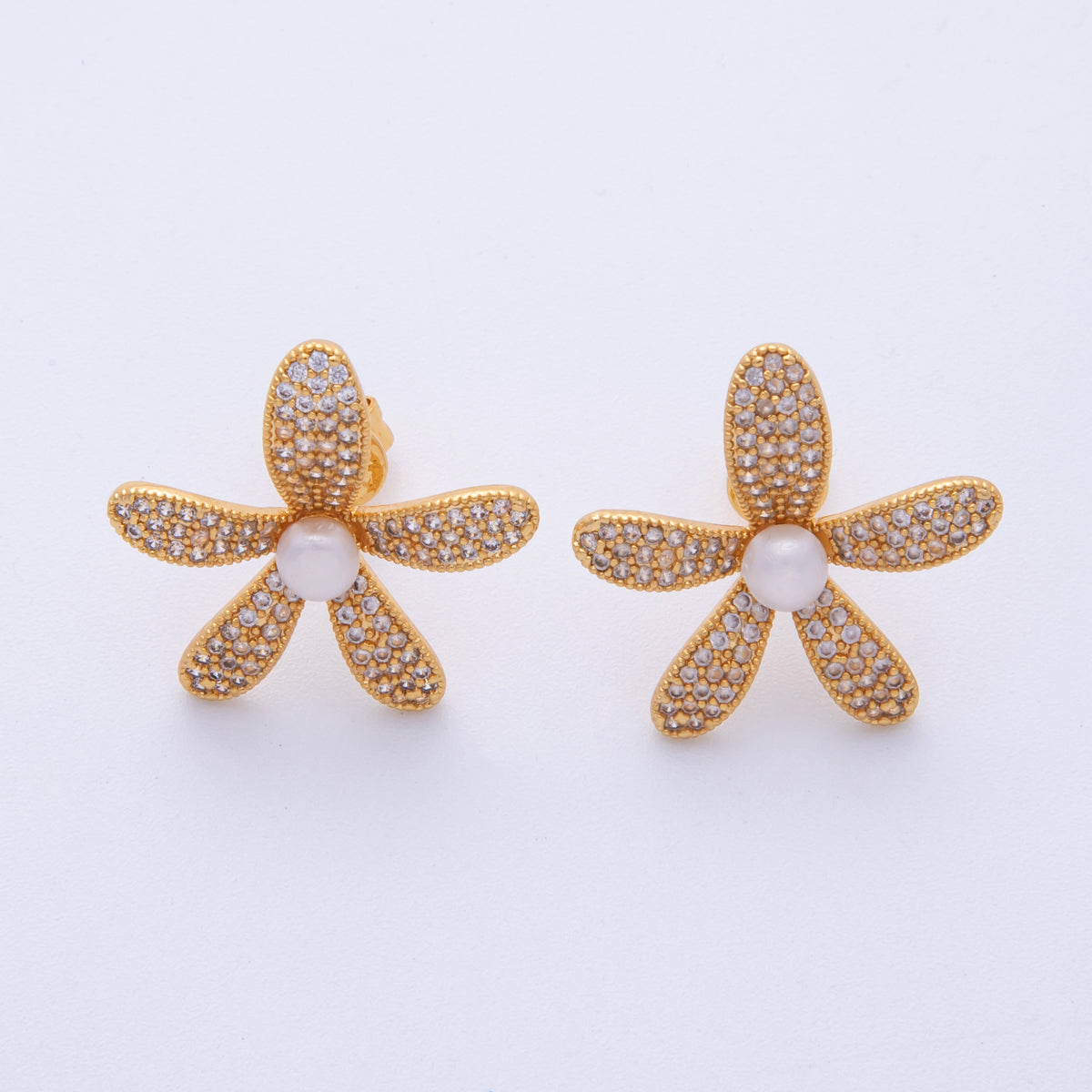 18K Gold Filled 17.5mm Shell Pearl Micro Paved CZ Flower Stud Earrings | Q416