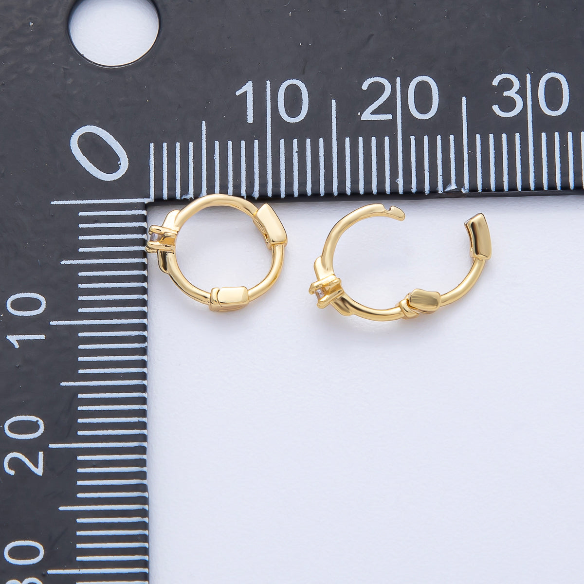 18K Gold Filled 10mm Clear CZ Celestial North Star Cartilage Huggie Earrings | Q167