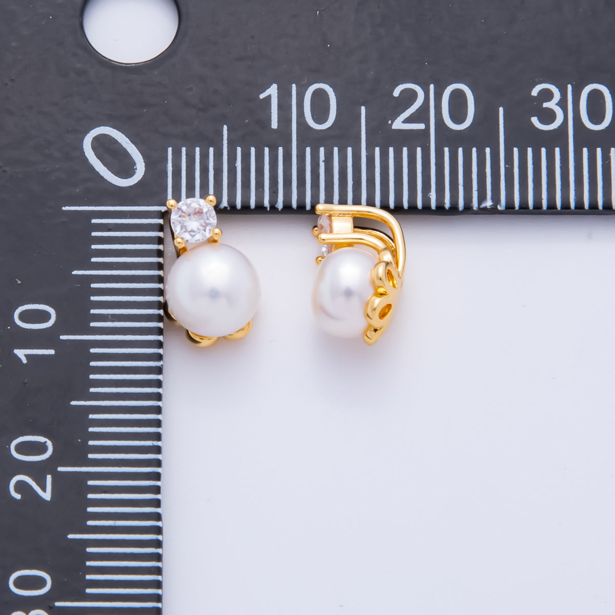 18K Gold Filled 10mm Square CZ Shell Pearl Vintage Bridal Wedding Charm | AF-A1310