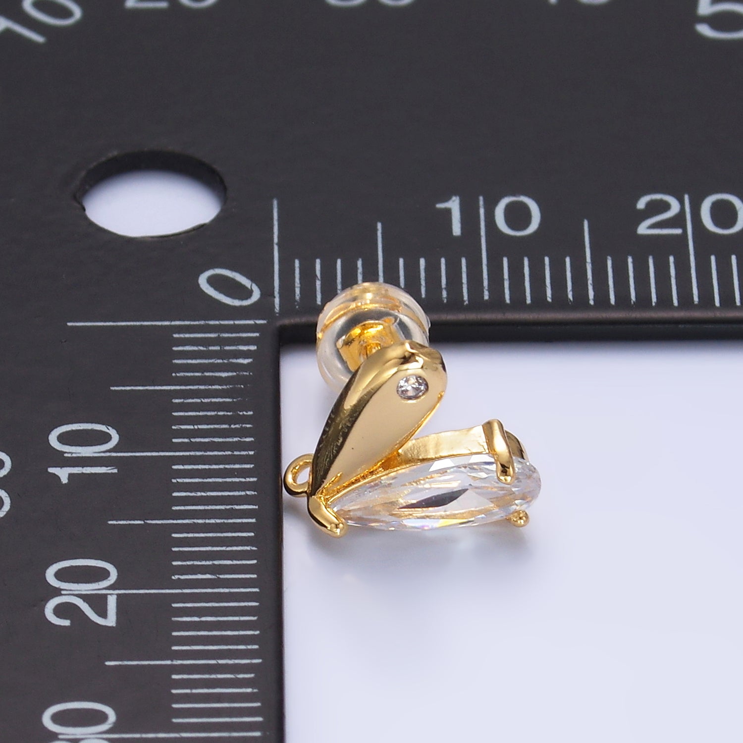 24K Gold Filled Mini Clear CZ Heart Stud Earrings | Z1067