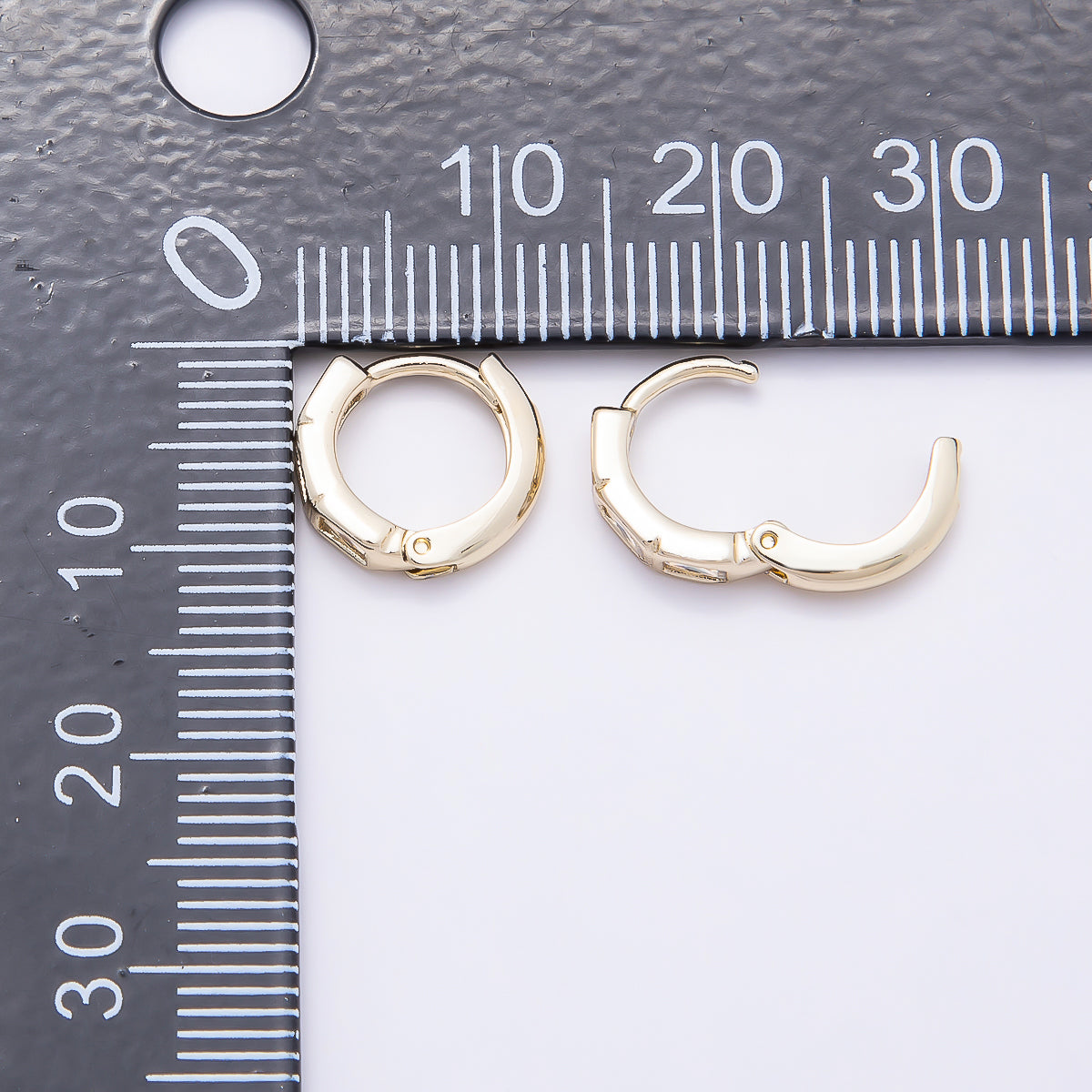 16K Gold Filled 11mm Triple Clear CZ Baguette Cartilage Huggie Earrings | Earrings-00439
