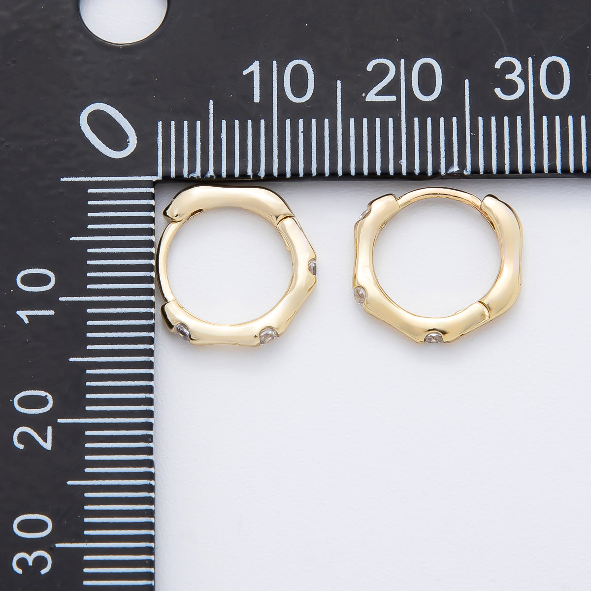 14K Gold Filled 13mm Clear CZ Dotted Wavy Molten Cartilage Huggie Earrings | AJ236