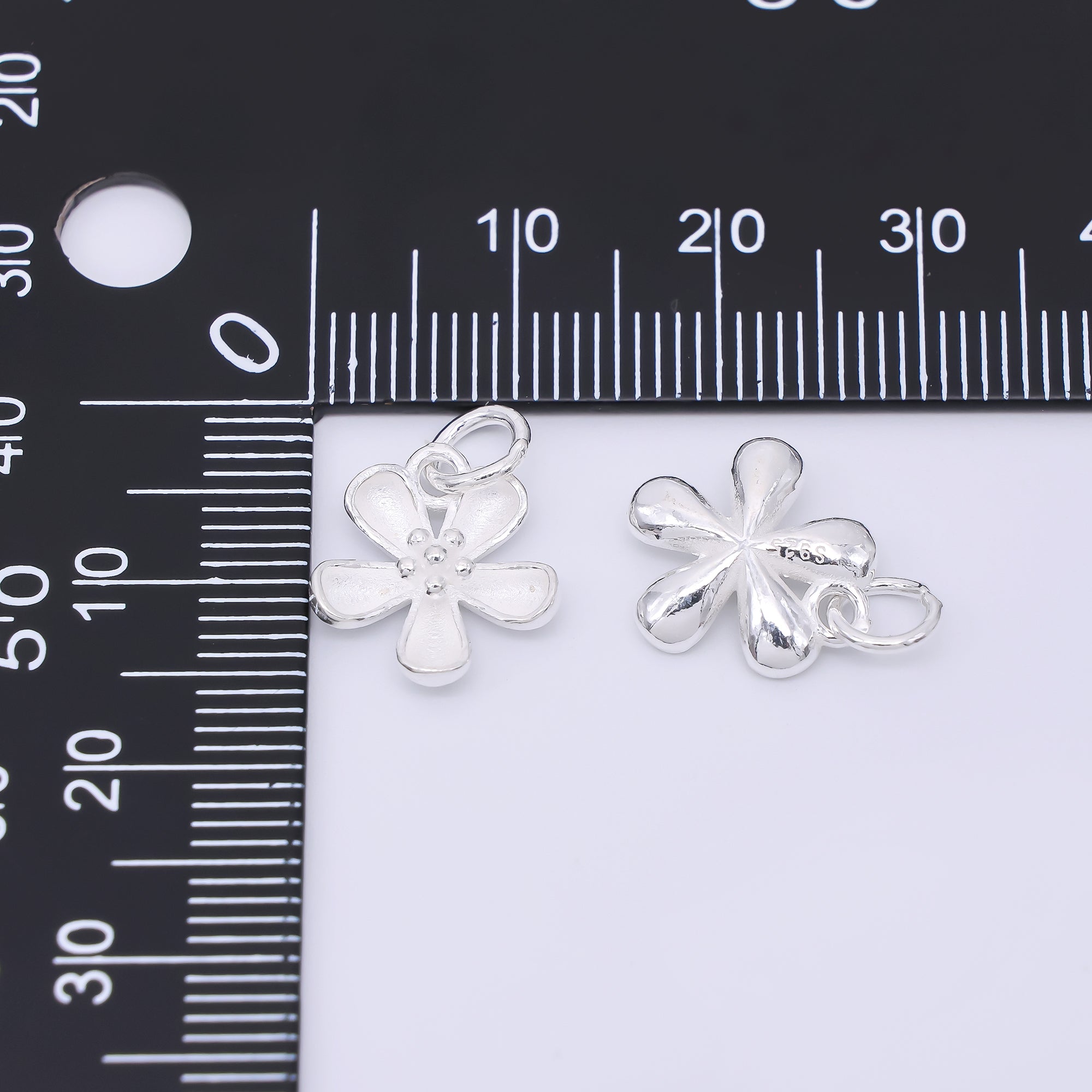 S925 Sterling Silver 13mm Lily Flower Blossom Charm | SL686