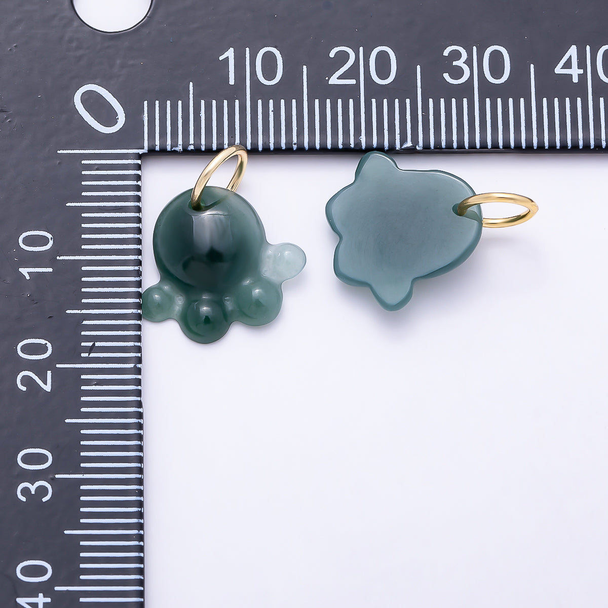 16K Gold Filled 15mm Green Aventurine Gemstone Octopus Ocean Animal Charm | Charms-01474