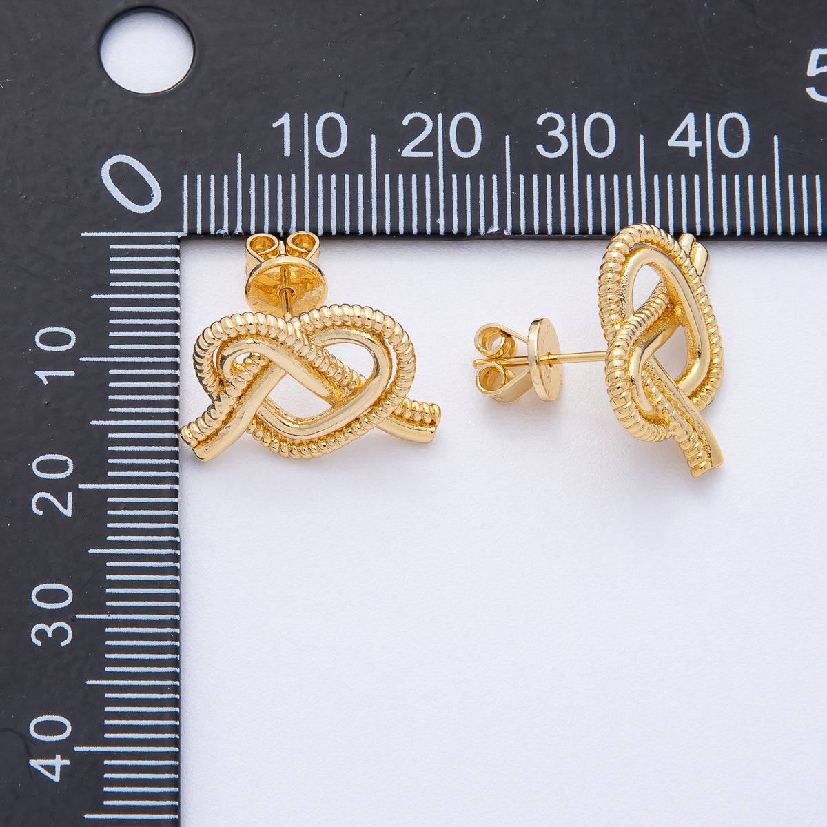 18K Gold Filled 13mm Ribbed Croissant Pretzel Pastry Stud Earrings | T002