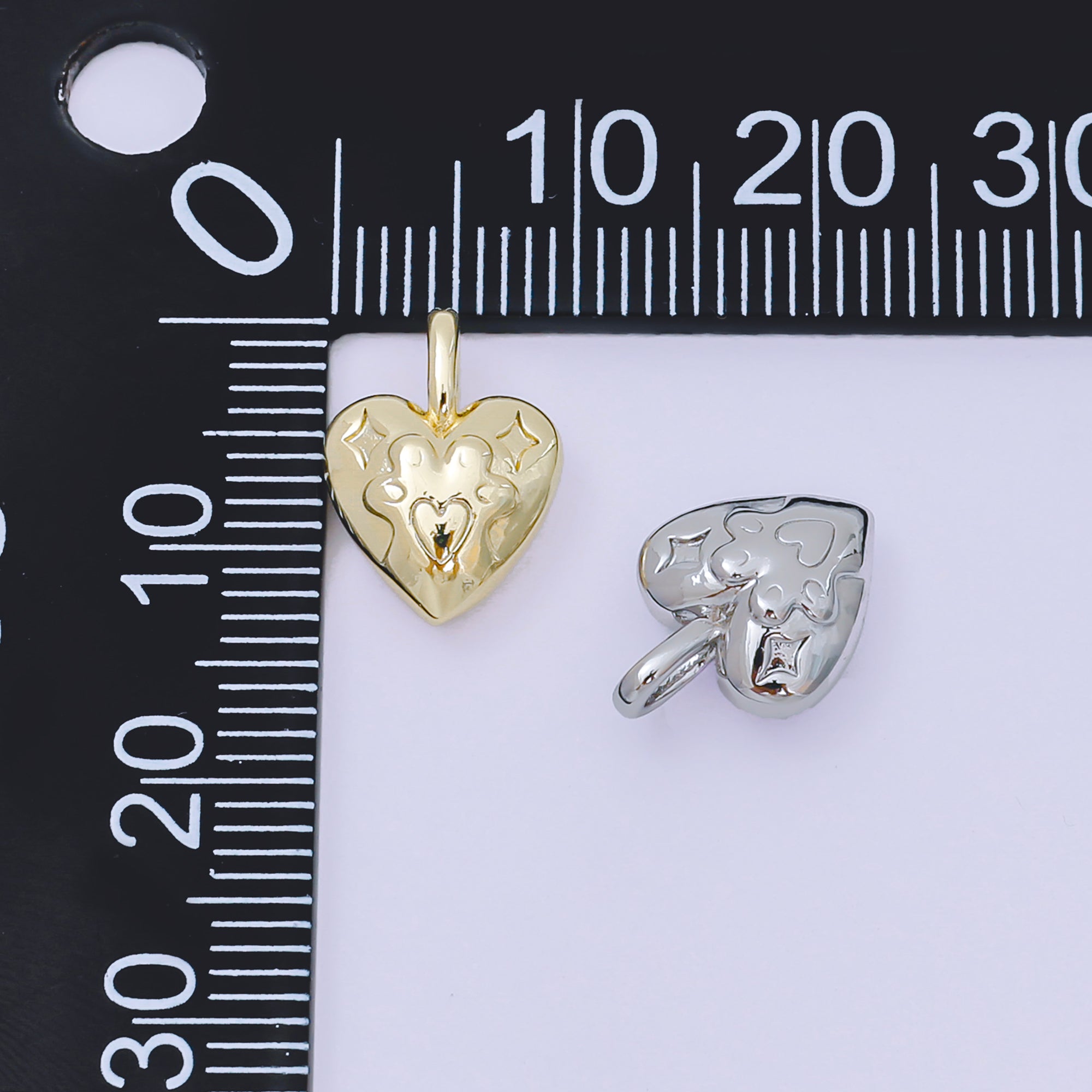 24K Gold Filled 13.5mm Star Pawprint Engraved Chubby Heart Pendant in Gold & Silver | AH517